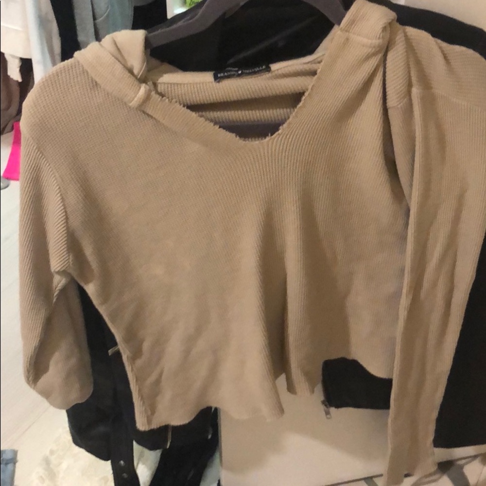 Brandy Melville cropped sweatshirt